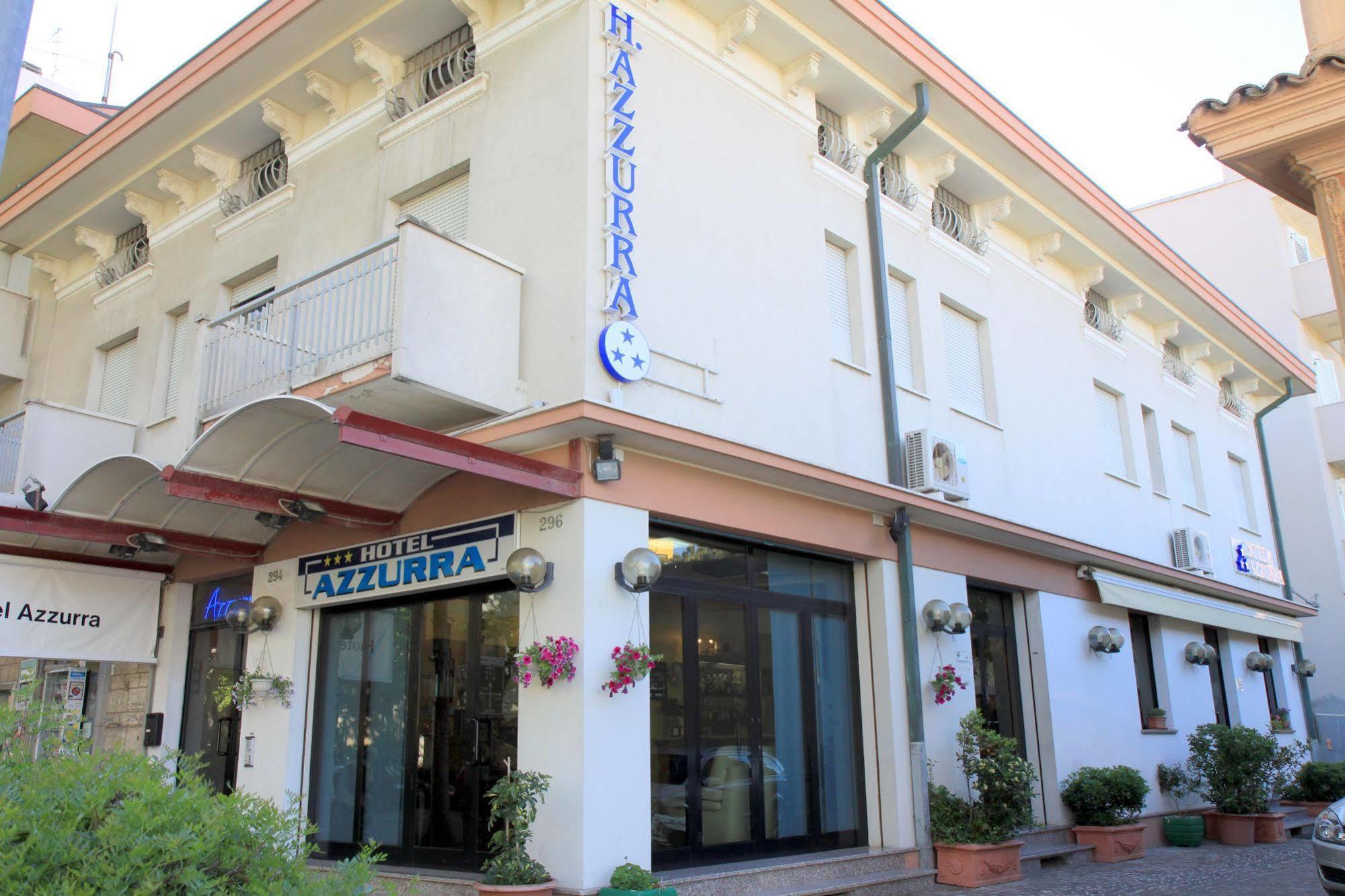 Hotel Azzurra Rímini Exterior foto